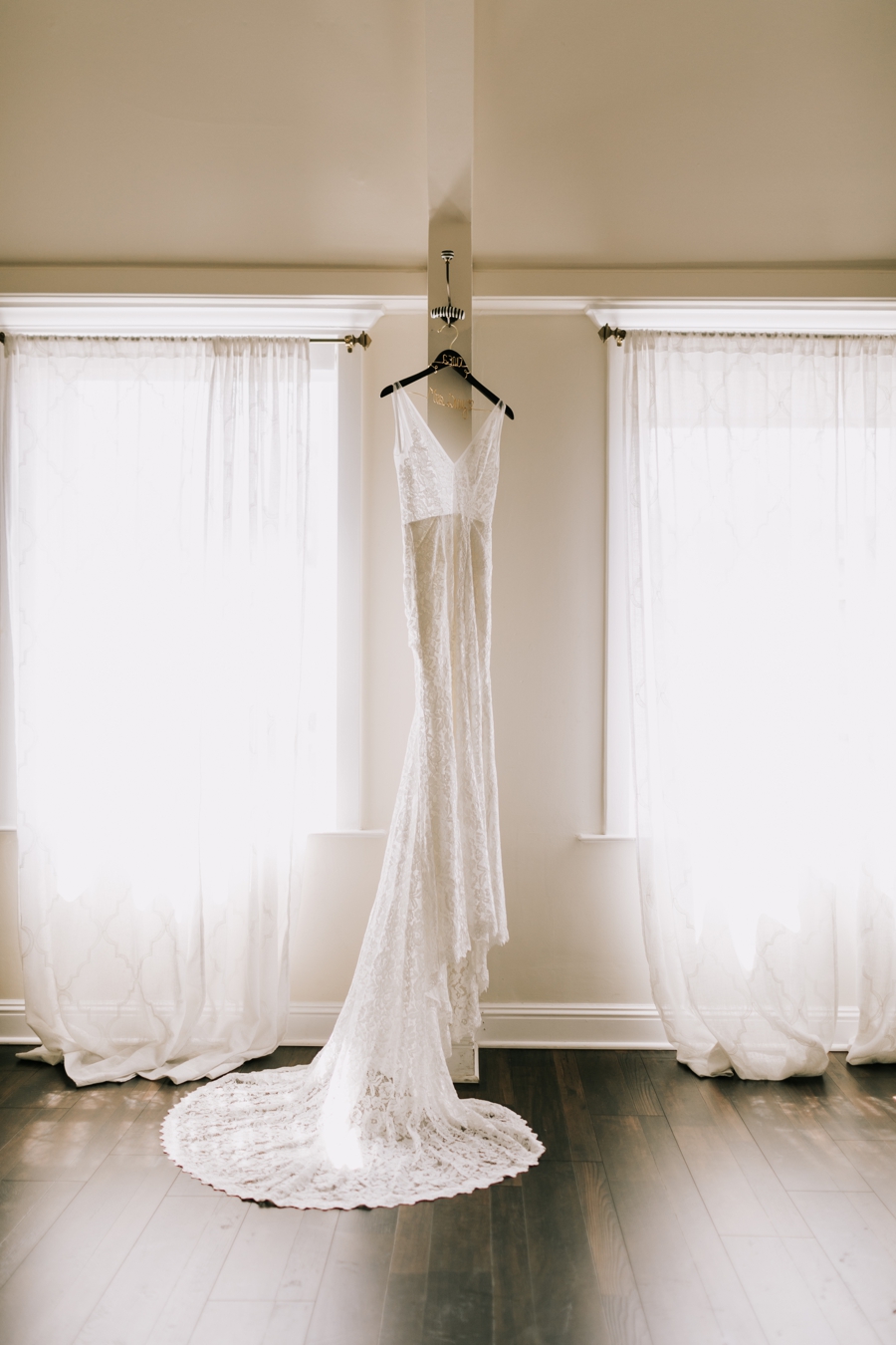 Brian Taylor Loft On Pine Wedding Michelle Lillywhite Photography 