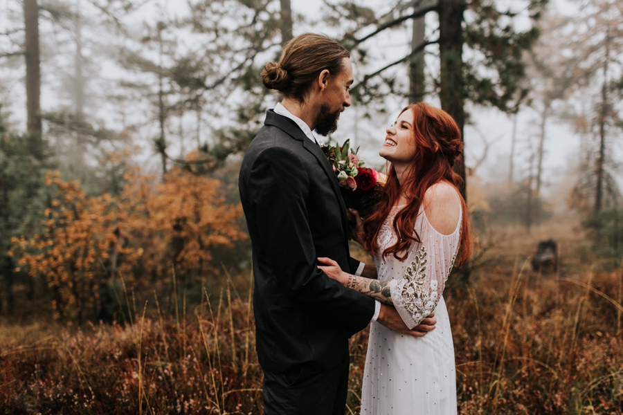 bohemian fall wedding in the forest of san diego 