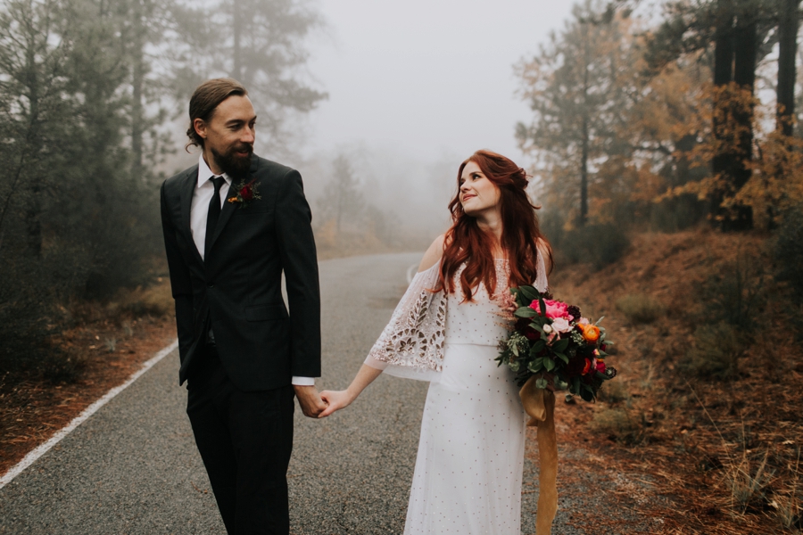 foggy fall wedding inspiration, morning wedding inspiration, dusk wedding in moody weather